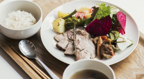オーガニック社食で働くヒトたち 「毎日同じ人に食事を作る」ことで育まれる感性 前編